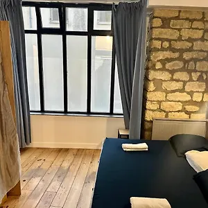 https://home-sweet-home-le-chapelais-montmartre.fr-paris.fr
